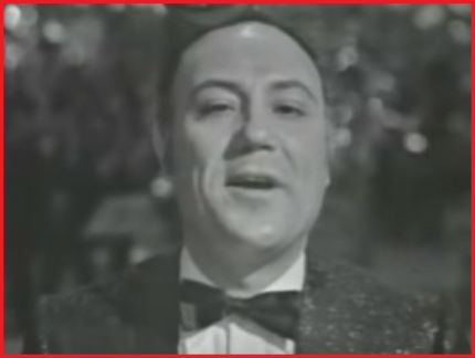 Claudio Villa che canta. Foto Live